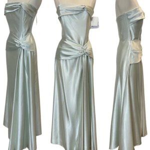 Stunning 1990’s Deadstock Vintage Jessica McClintock Mint Green Formal Gown